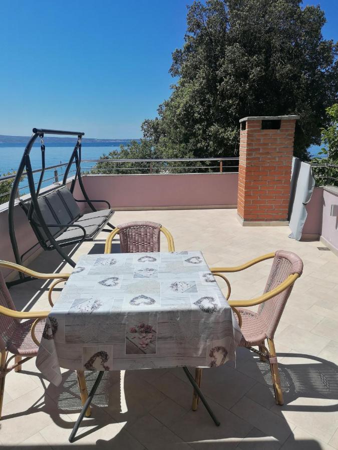 Apartments And Rooms Tomas Podstrana Exterior foto